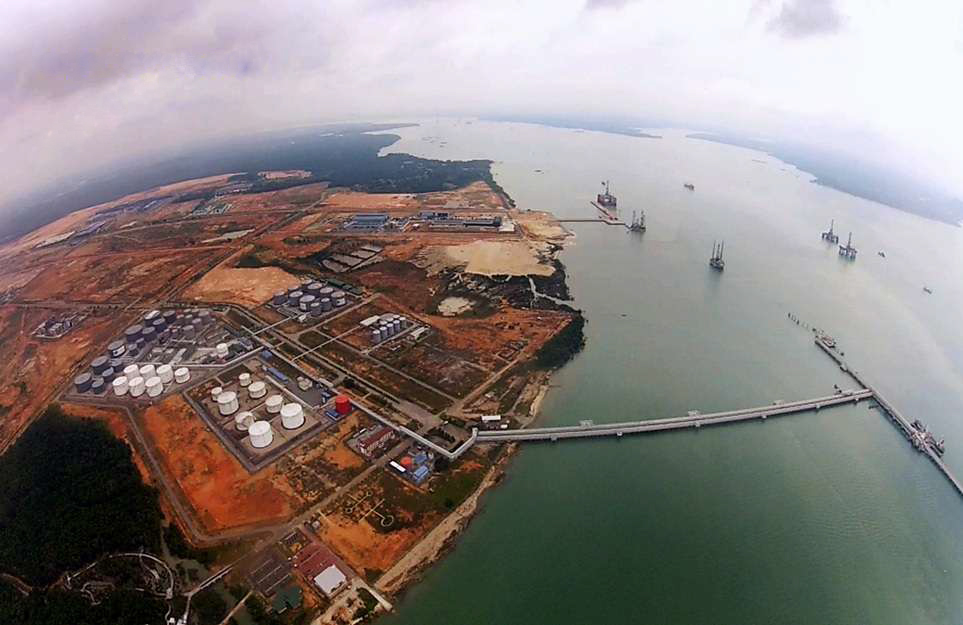 Tanjung Langsat Port